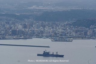 桜島の写真　湯之平展望所　鹿児島の港　09